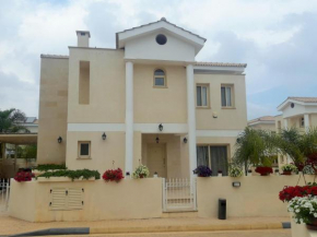 Anthorina Villa 13